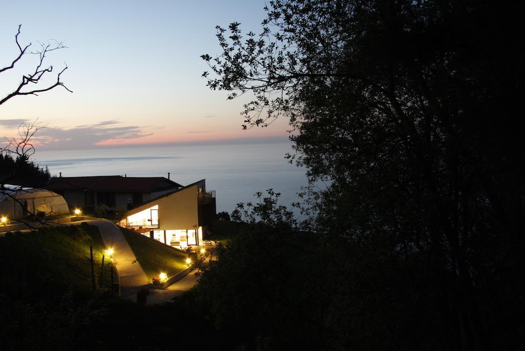 Agroturismo Haitzalde B&B - Adults Only Mutriku Exterior photo